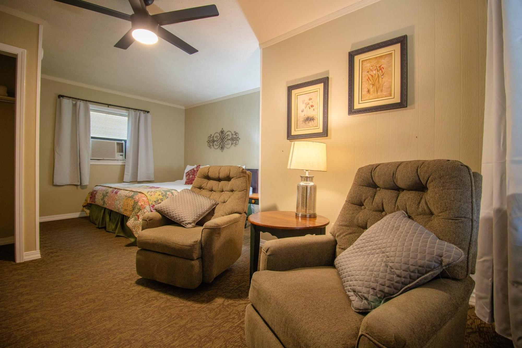 Carlton Marion Inn Yellville Habitación foto